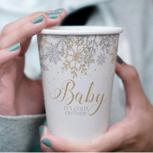Gobelets En Papier Bébé Il fait froid à l'extérieur du Baby shower d'