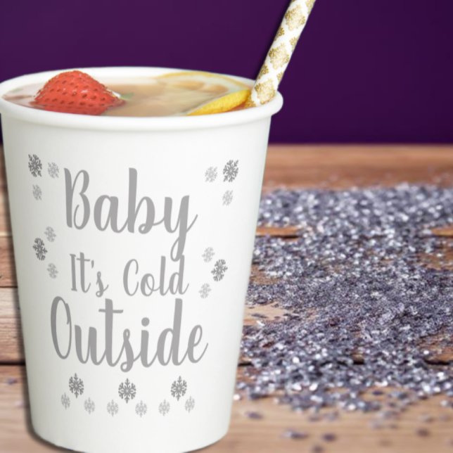 Gobelets En Papier Bébé Il fait froid Tasses en papier à l'extérieur (Créateur téléchargé)