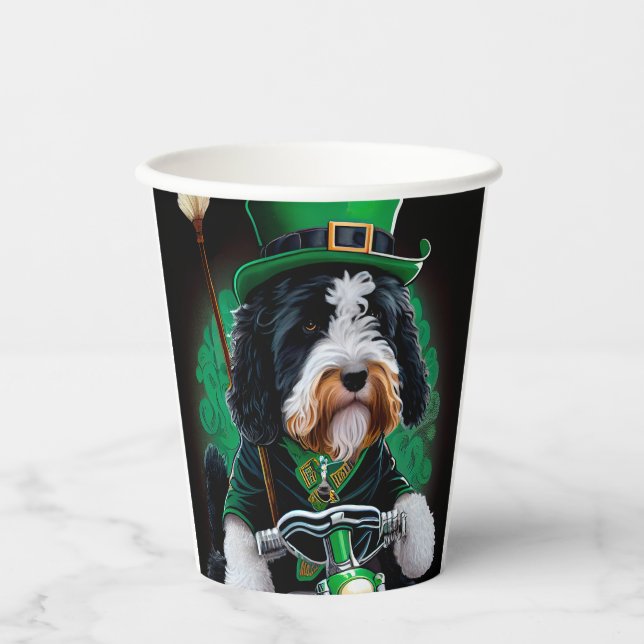 Gobelets En Papier Bernedoodle Chien conduisant vélo St. Patrick's Da (Recto)