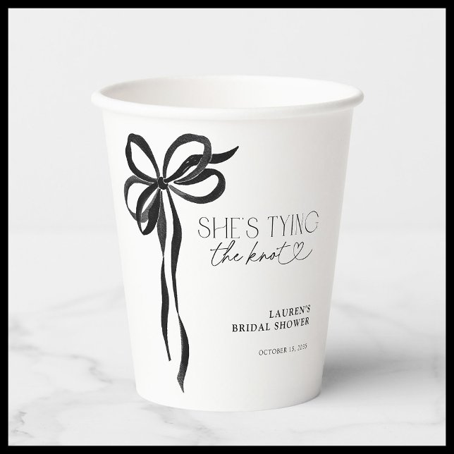 Gobelets En Papier Black Bow Elle se marie Shower de mariage (Créateur téléchargé)