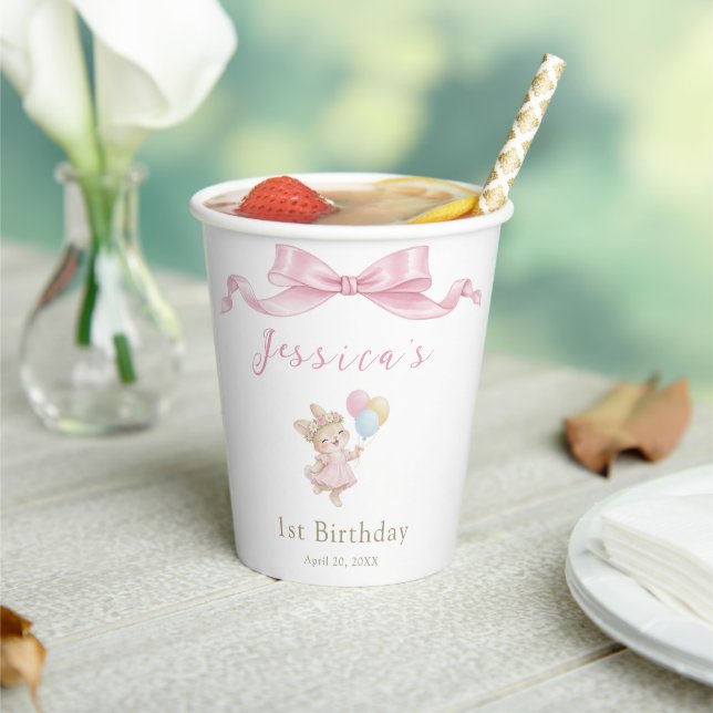 Gobelets En Papier Certains Lapin Fille Rose a un an pour son anniver (Insitu)