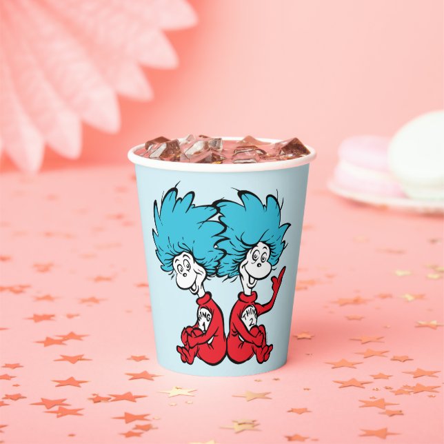 Gobelets En Papier Chat dans le Casquette Chose Un & Chose Deux (Insitu)