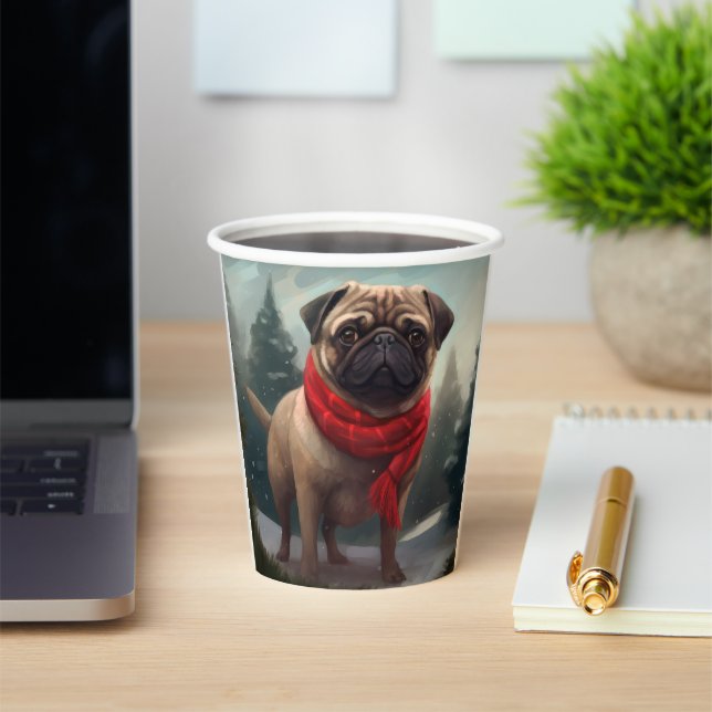 Gobelets En Papier Chien Pug dans la neige Noël (Insitu)