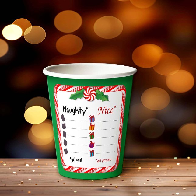 Gobelets En Papier Choisissez Côtés ! Naughty ou Nice (Check out the paper plates to match too!.)