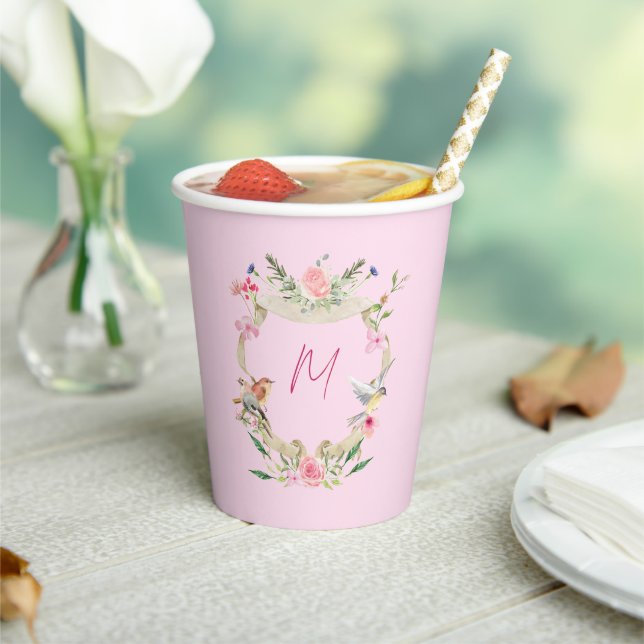 Gobelets En Papier Cimier Floral Monogramme Baby shower rose (Insitu)