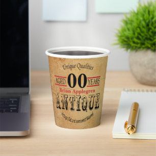 Gobelets En Papier Conception d'anniversaire vintage et antique
