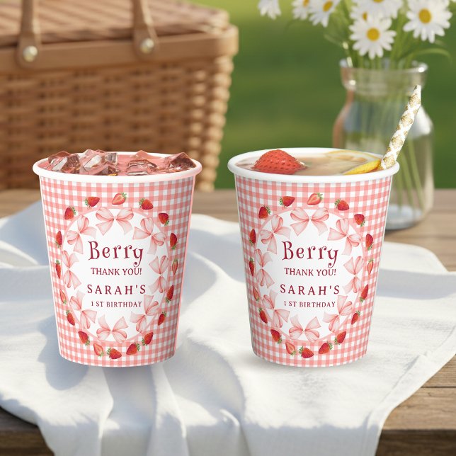 Gobelets En Papier Coquette Berry Premier Anniversaire Rouge Gingham (Coquette Berry First Birthday Red Gingham Paper Cups)