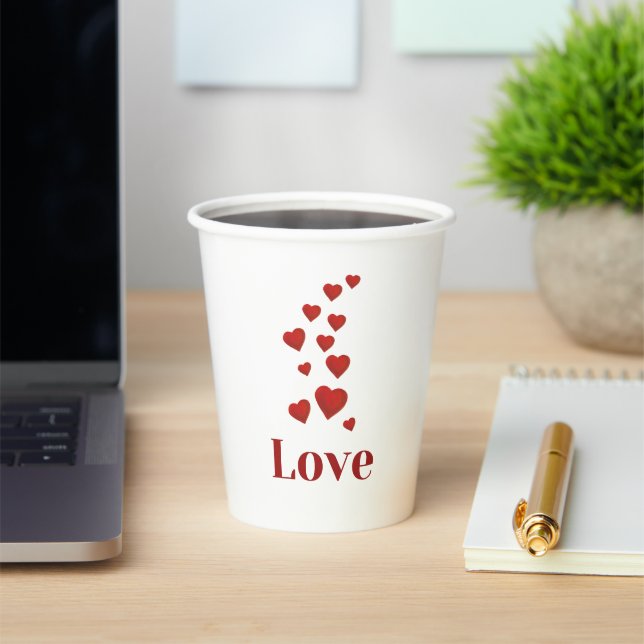 Gobelets En Papier Cup of LOVE with hearts. (Insitu)