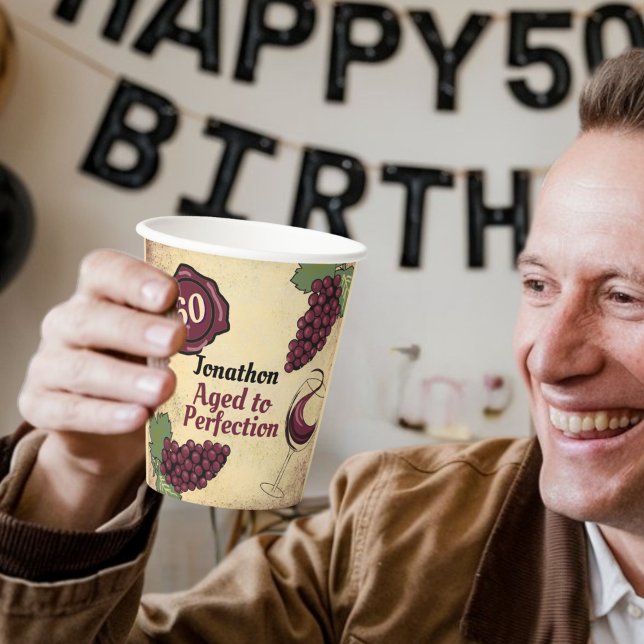 Gobelets En Papier Dégustation de vin de fête d'anniversaire à la per (Créateur téléchargé)