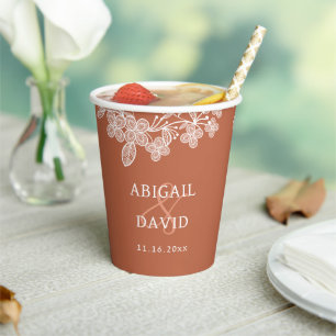 Gobelets En Papier Dentelle blanche sur Mariage en terre cuite