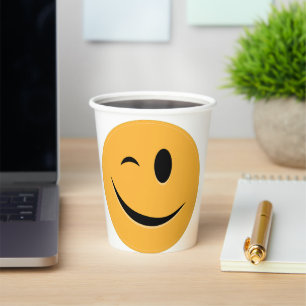 Gobelets En Papier Drôle Emoji Wink Smile Rire Visage Jaune