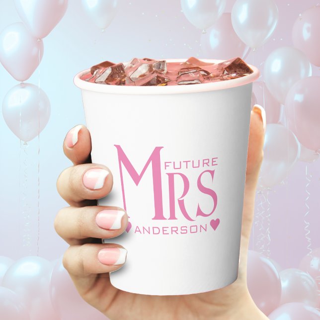 Gobelets En Papier Futur Mme Fête de Fiançailles Enterrement de Vie d (white and pink heart future mrs wedding engagement party / bridal shower paper cup)