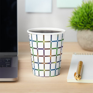 Gobelets En Papier Grille arc-en-ciel colorée avec espace négatif