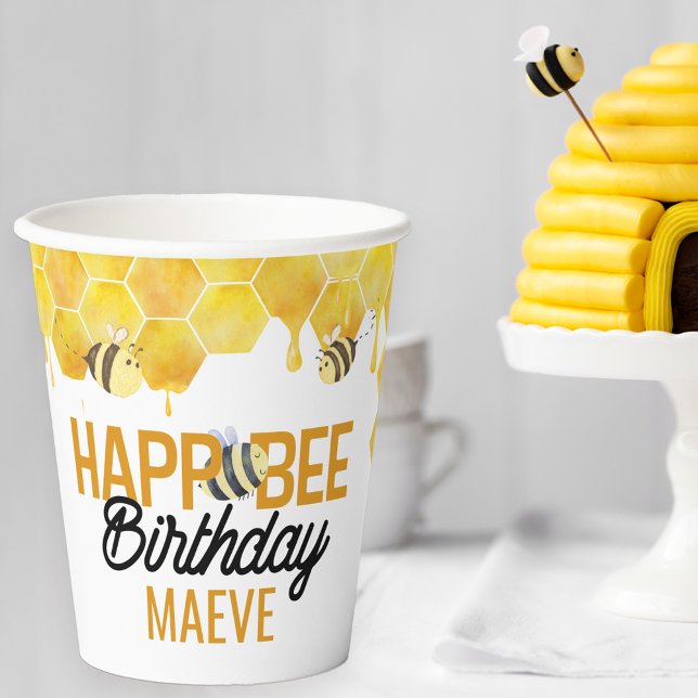 Gobelets En Papier Happ-Bee Anniversaire d'abeilles thème Fête des en (Bee birthday party paper cups with personalized Happ-bee Birthday bee pun)