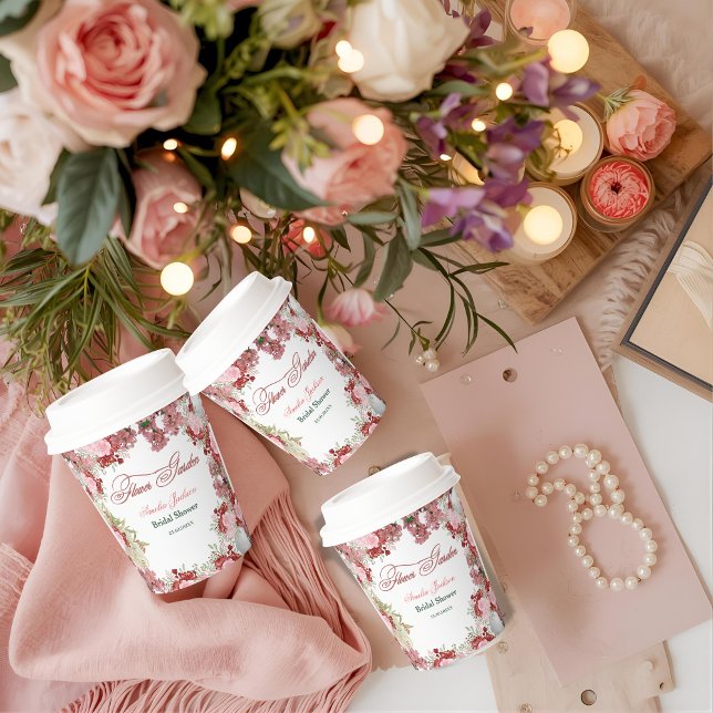 Gobelets En Papier Invitation à la fête de fiançailles dans un jardin (Créateur téléchargé)