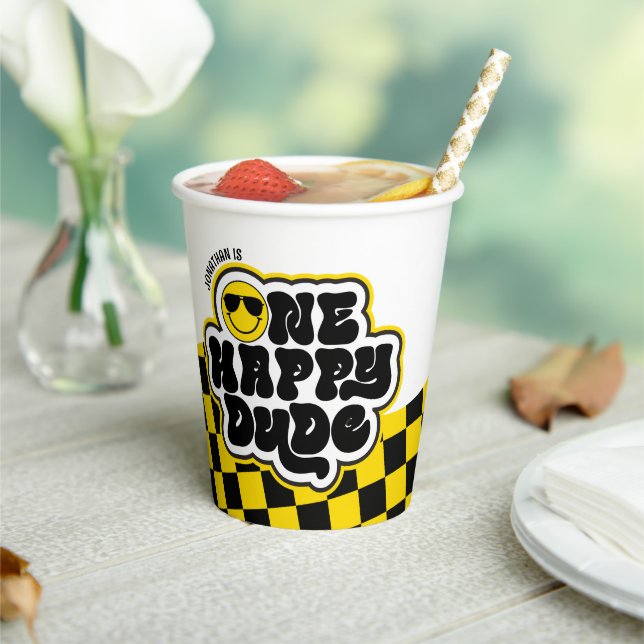 Gobelets En Papier Jaune Noir Rétro One Happy Dude 1er Anniversaire (Insitu)