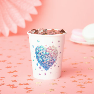 Gobelets En Papier L'amour porte toutes les choses