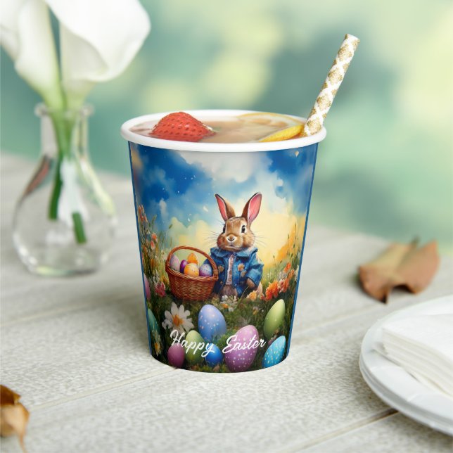 Gobelets En Papier lapin de Pâques dans la forêt (Insitu)