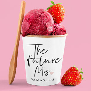 Gobelets En Papier L'avenir Mme et votre nom Cadeau de beauté moder