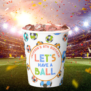 Gobelets En Papier Les ballons de football ont une fête d'anniversair