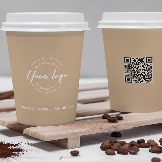 Gobelets En Papier Logo d'entreprise CODE QR Brown simple personnalis (Coffee house beige paper cups with logo, website and QR code.)