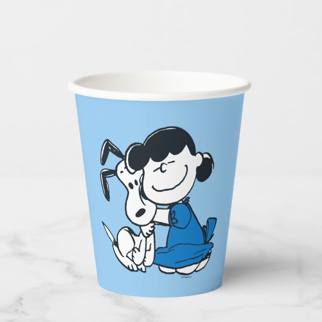 Gobelets En Papier Lucy Hugging Snoopy (Recto)