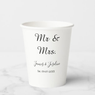 Gobelets En Papier M. et Mme ajoutent le nom est. Date année couple m