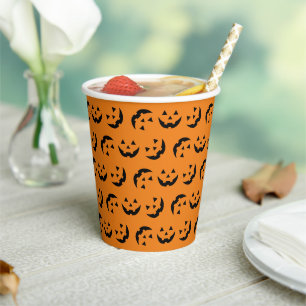 Gobelets En Papier Motif amusant de citrouille jack o lantern orange