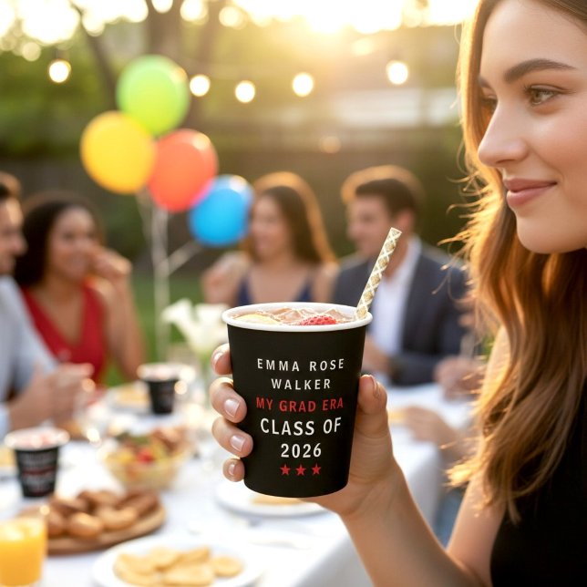 Gobelets En Papier My Grad Era Class of 2026 Red Stars Text Design (Créateur téléchargé)