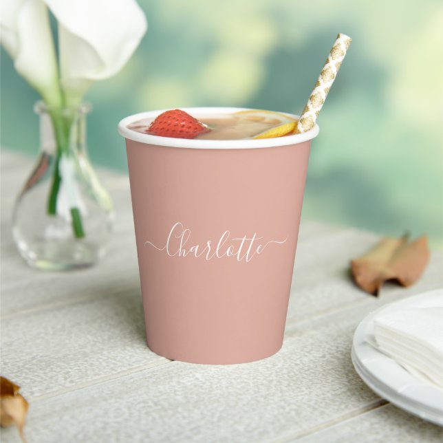 Gobelets En Papier Nom personnalisé en écriture cursive rose poussiér (Insitu)