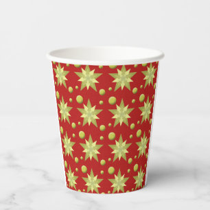 Gobelets En Papier Ornements dorés de Noël sur arrière - plan rouge