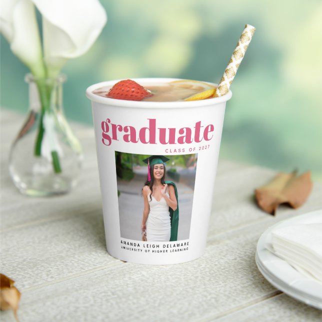 Gobelets En Papier Photo moderne 2024 Grad (Insitu)