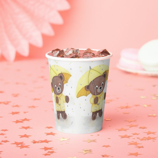 Gobelets En Papier Pied d'ours dans la pluie (Insitu)