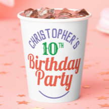 Gobelets en papier pour les 10 ans d'un enfant