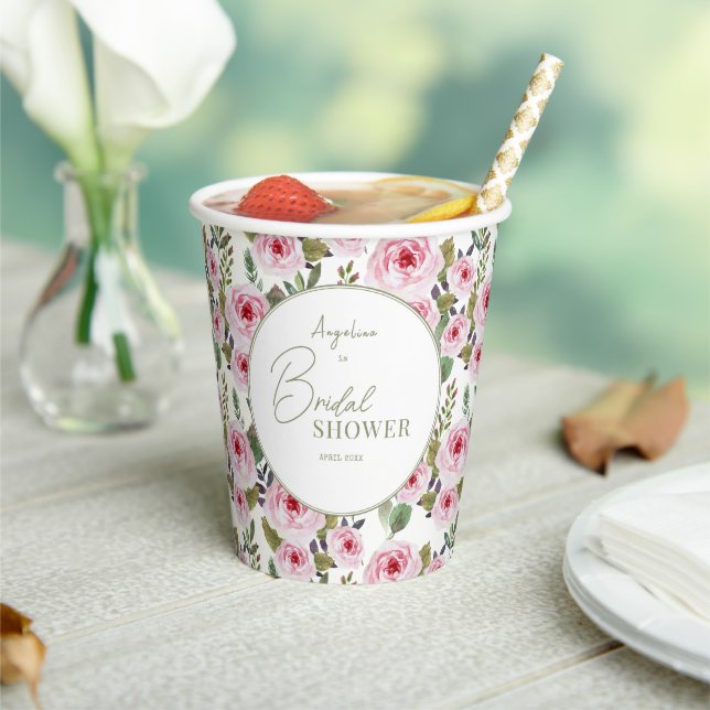 Gobelets en papier pour une baby shower de mariage (Insitu)