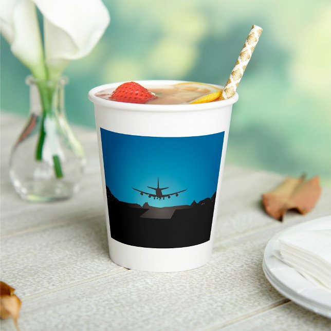 Gobelets En Papier Silhouette d'atterrissage d'avion à la nuit (Créateur téléchargé)