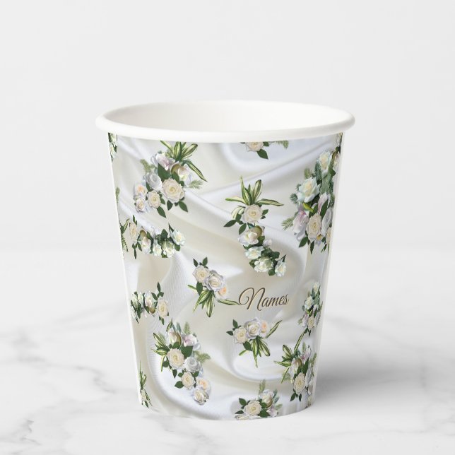 Gobelets En Papier Soie blanche luxueuse et fluide et roses blanches. (Recto)