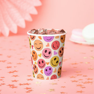 Gobelets En Papier Souriant coloré Des visages heureux avec des coeur