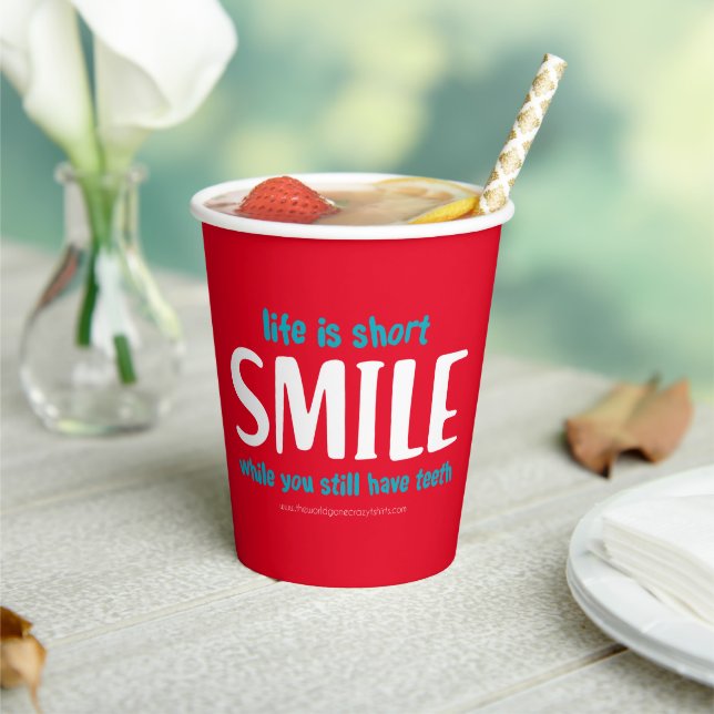 Gobelets En Papier Sourire (Insitu)