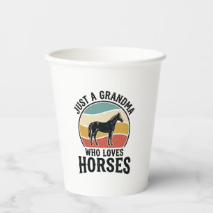 Gobelets En Papier T-shirt avec gravure vintage Grand-mère aime les c