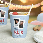 Gobelets En Papier Thème de casino pour couples photo de couple parfa<br><div class="desc">Parfait pour les amateurs de poker ou les soirées de casino, les dîners de répétition, les mariages ou les cadeaux de couple, nos gobelets en papier personnalisés sur le thème du casino présentent une paire de cartes à jouer avec les photos et les initiales du couple, et "le couple parfait"...</div>