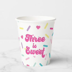 Gobelets En Papier Trois ans, c'est de doux flocons pour le troisième