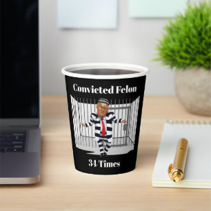 Gobelets En Papier Trump a condamné la Coupe du papier de Felon