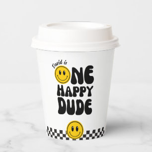 Gobelets En Papier Un joyeux mec à visage joyeux garçon 1er anniversa