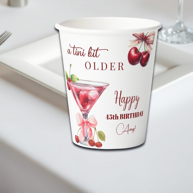 Gobelets En Papier Un peu plus âgé Cherry Martini 45e anniversaire (Créateur téléchargé)