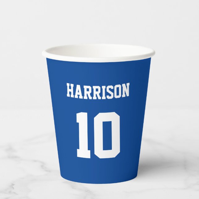 Gobelets En Papier Varsity sport bleu blanc nom d'anniversaire (Recto)