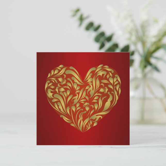 Gold Floral Heart on Red (Debout devant)