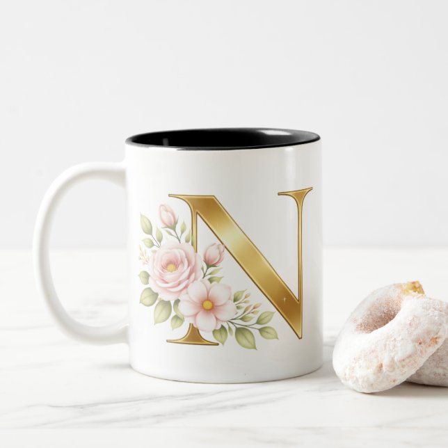Gold Floral Monogram N Mug (Avec donut)