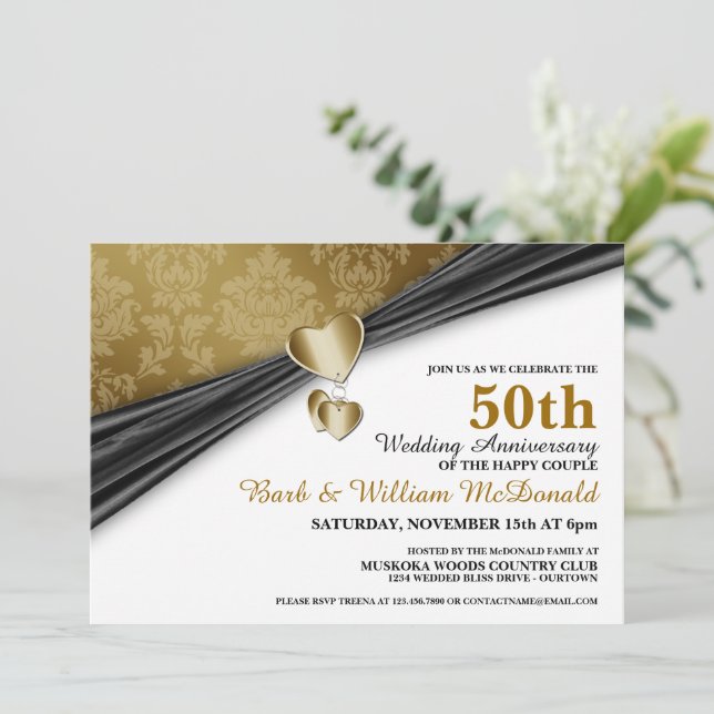 Gold Hearts Invitations du 50e anniversaire (Debout devant)