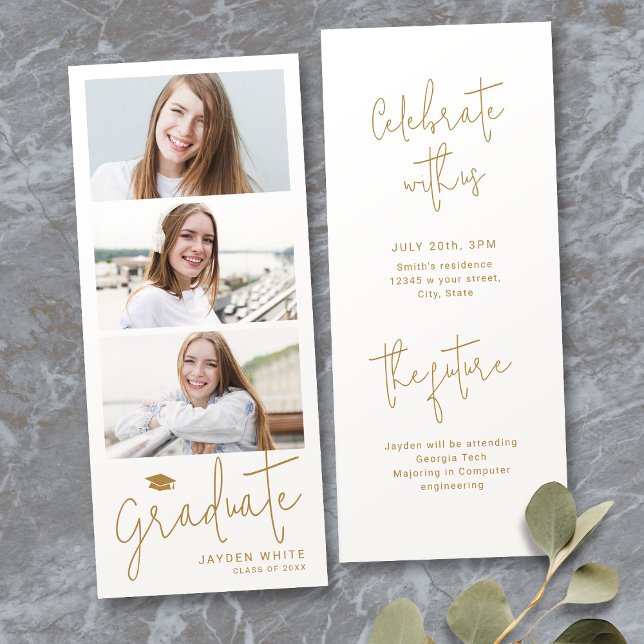 Gold Modern Script 3 Photo Graduation Faire-part (Gold Modern Script 3 Photo Graduation Announcement)